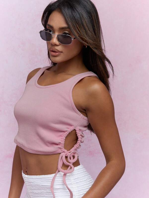 MISSGUIDED Knit Ribbed Side Cut-Out Ruched Curve Hem Crop Tank Top