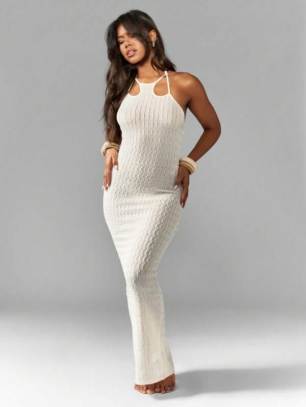 MISSGUIDED Knitted Macrame Knot Detail Halterneck Beach Maxi Dress