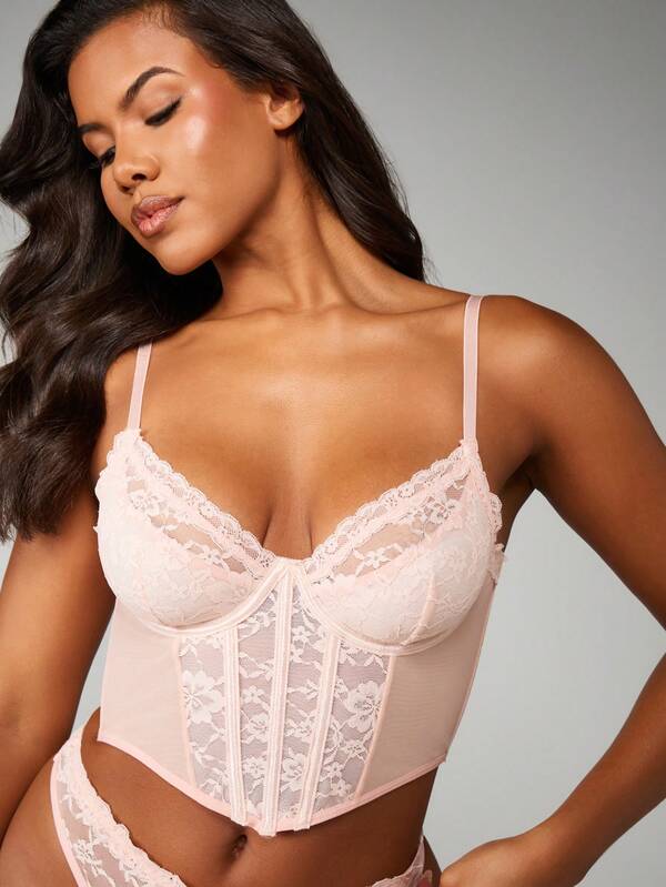 MISSGUIDED Lace Corset Bralette And Thong Set