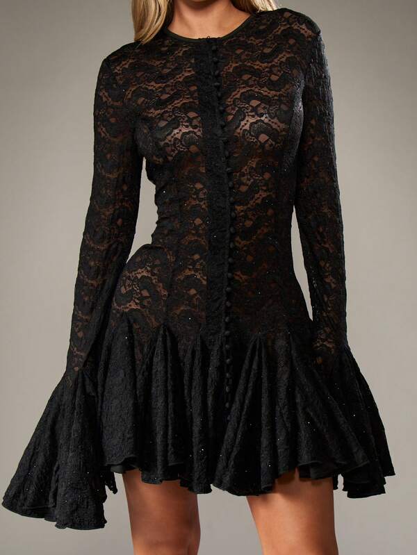 MISSGUIDED Lace Mini Dress With Fitted Bodice And Flared Skirt