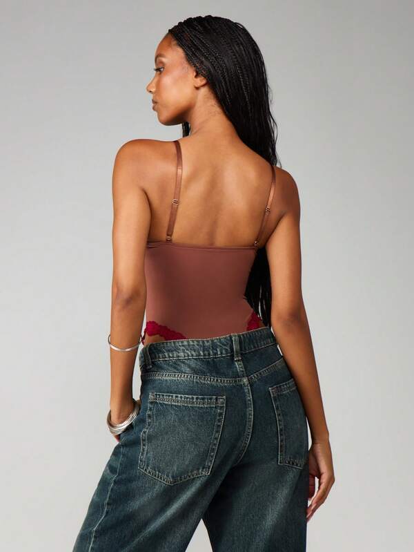 MISSGUIDED Lace Trim Bodysuit With Sweetheart Neckline
