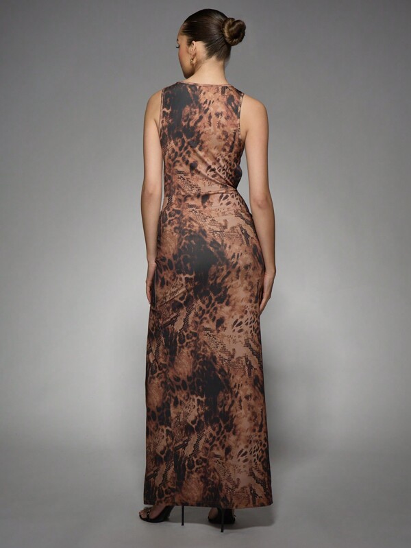 MISSGUIDED Leopard Print Maxi Dress With Embellished Cut-Outs And Keyhole