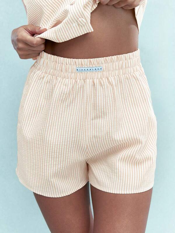 MISSGUIDED Lightweight Stripe Boxy Vest And High-Rise Shorts Outfit