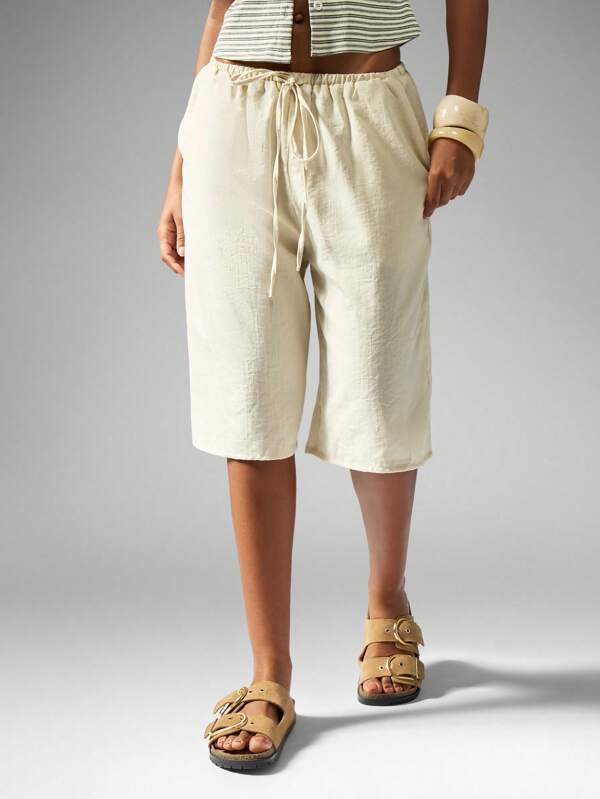 MISSGUIDED Linen Feel Look Bermuda Shorts With Drawstring Waist