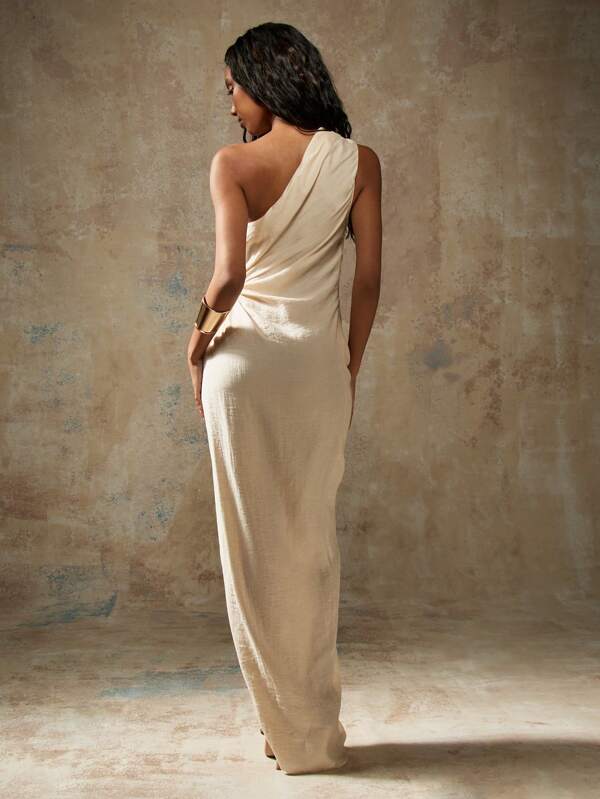 MISSGUIDED Long Dress With One Shoulder Side Slit And Cutout