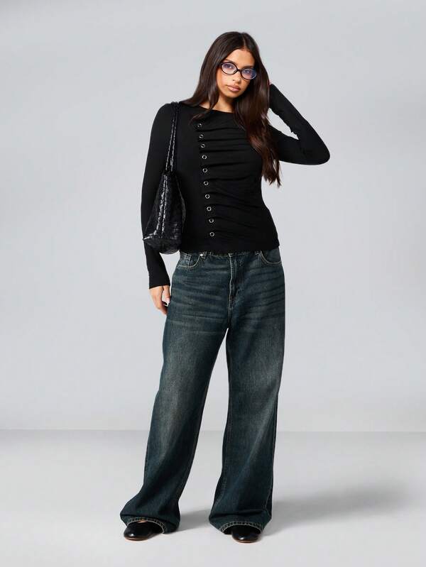 MISSGUIDED Long Sleeve Button Detail Top With Metal Eyelets