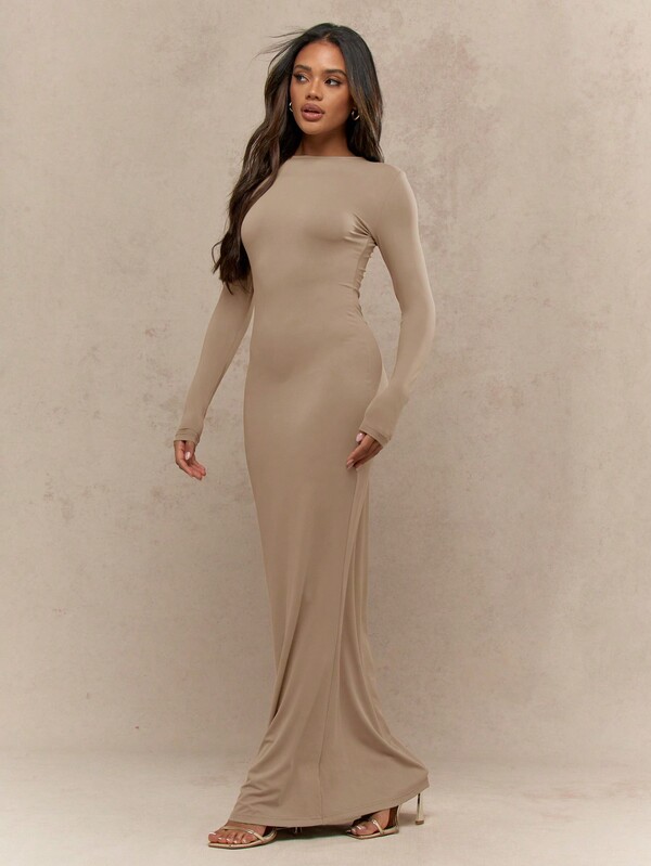 MISSGUIDED Long Sleeve Fitted Maxi Dress With Round Neck