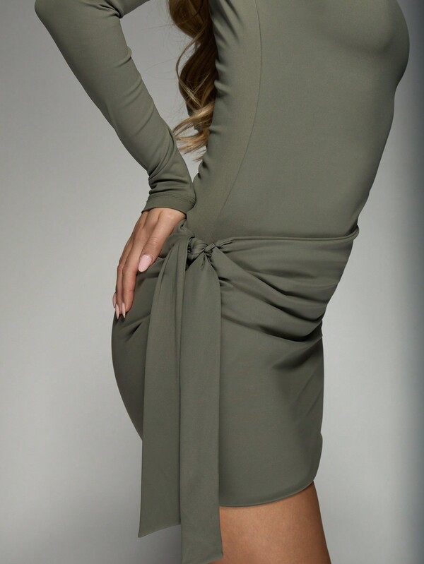 MISSGUIDED Long Sleeve Ruched Mini Dress With Side Tie Detail