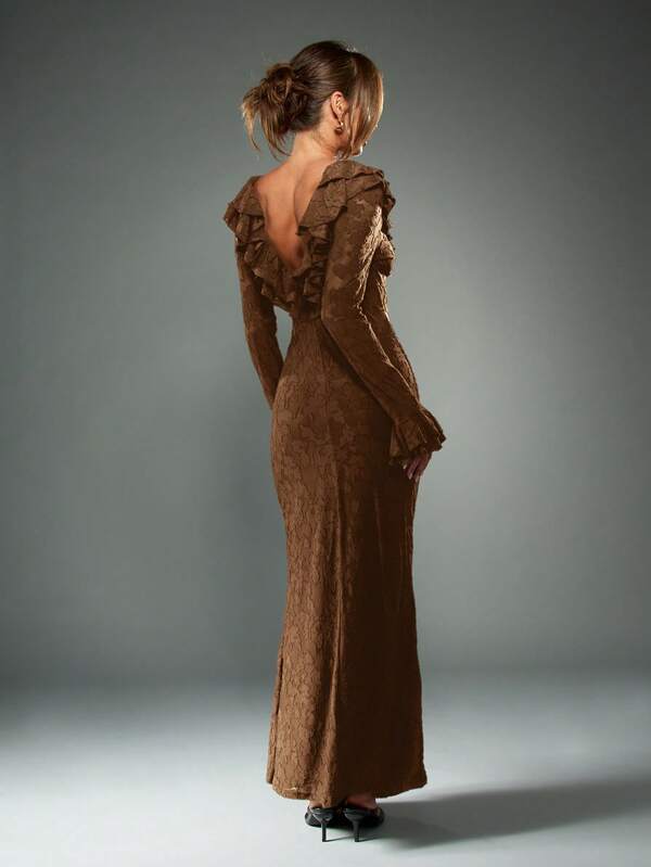 MISSGUIDED Long Sleeve Ruffle Lace Maxi Dress