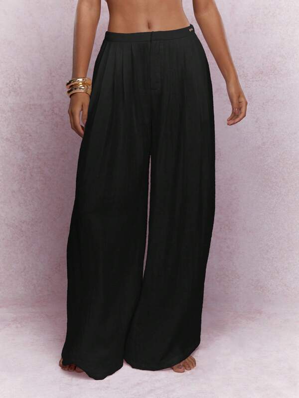 MISSGUIDED Metal Logo Label Pleated Wide Leg Pants Business Casual Outfit