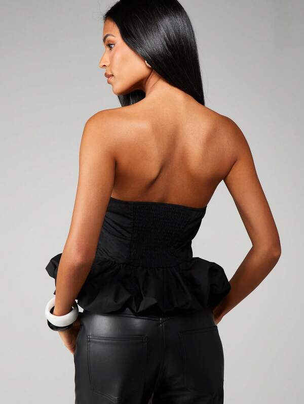 MISSGUIDED Bandeau Top With Ruffled Hem