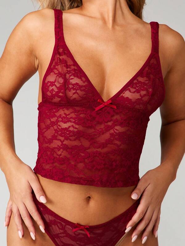 MISSGUIDED Deep V Neck Lace Crop Tank