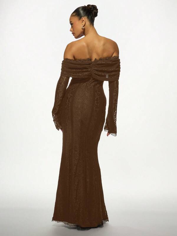 MISSGUIDED Off Shoulder Lace Maxi Dress