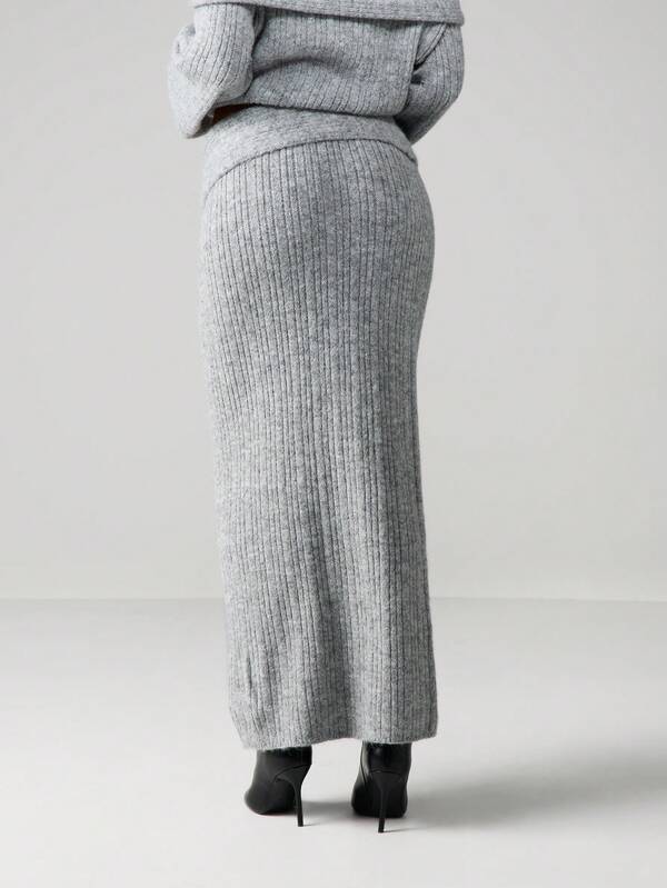 MISSGUIDED Ribbed Fold Over Maxi Skirt