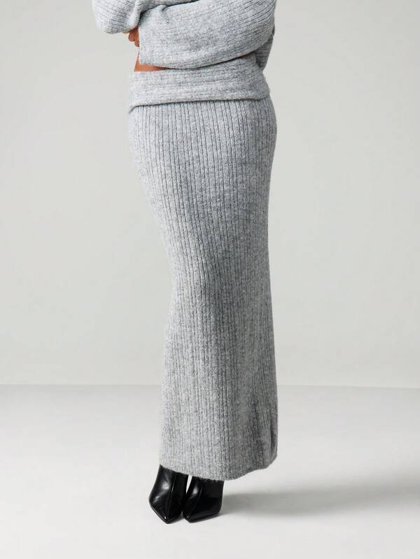 MISSGUIDED Ribbed Fold Over Maxi Skirt