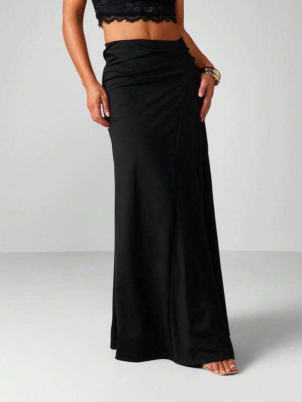 MISSGUIDED Ruched Side Wrap Maxi Skirt