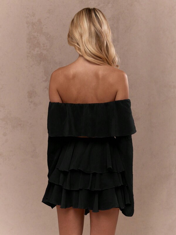 MISSGUIDED Off Shoulder Bell Sleeve Crop Top With Ruffles