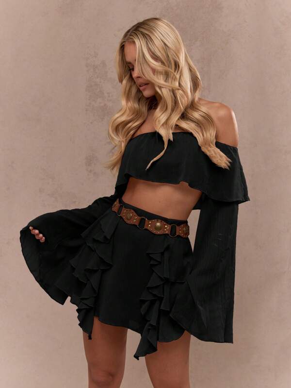 MISSGUIDED Off Shoulder Bell Sleeve Crop Top With Ruffles