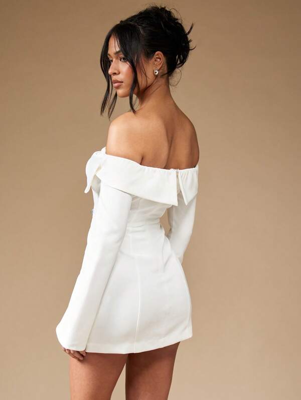 MISSGUIDED Off Shoulder Bow Front Long Bell Sleeve Bodycon Mini Dress