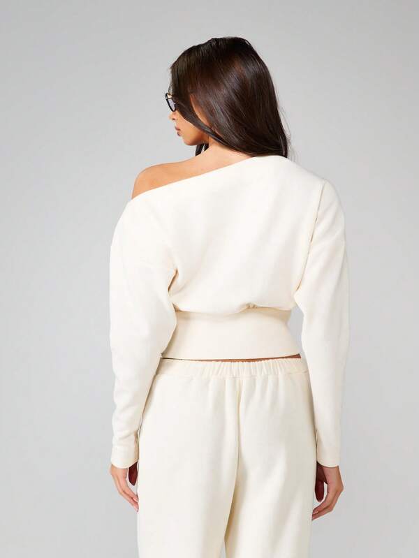 MISSGUIDED Off Shoulder Crop Sweater With Fitted Sleeves