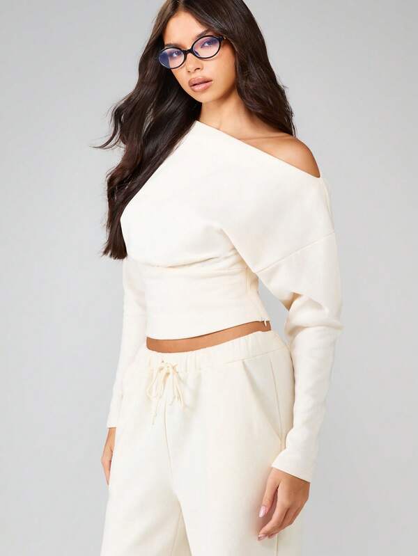 MISSGUIDED Off Shoulder Crop Sweater With Fitted Sleeves