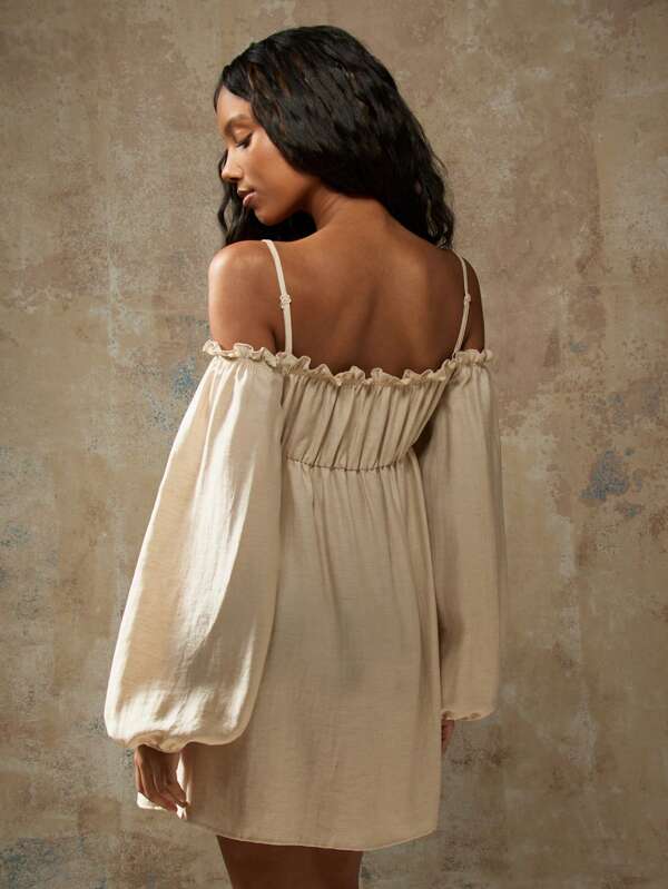 MISSGUIDED Off Shoulder Mini Dress With Balloon Sleeves