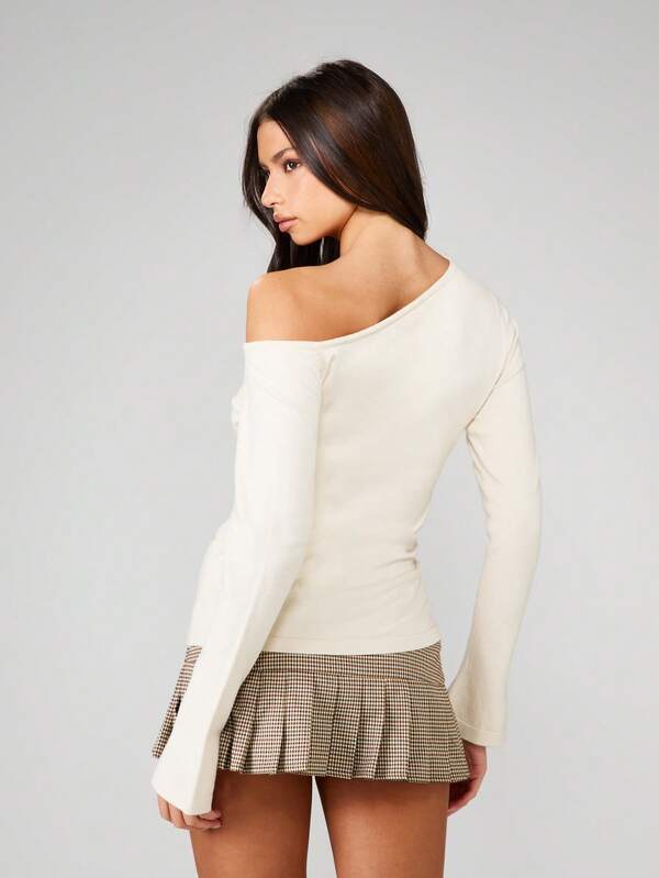 MISSGUIDED Off Shoulder Ribbed Knit Sweater With Long Sleeves