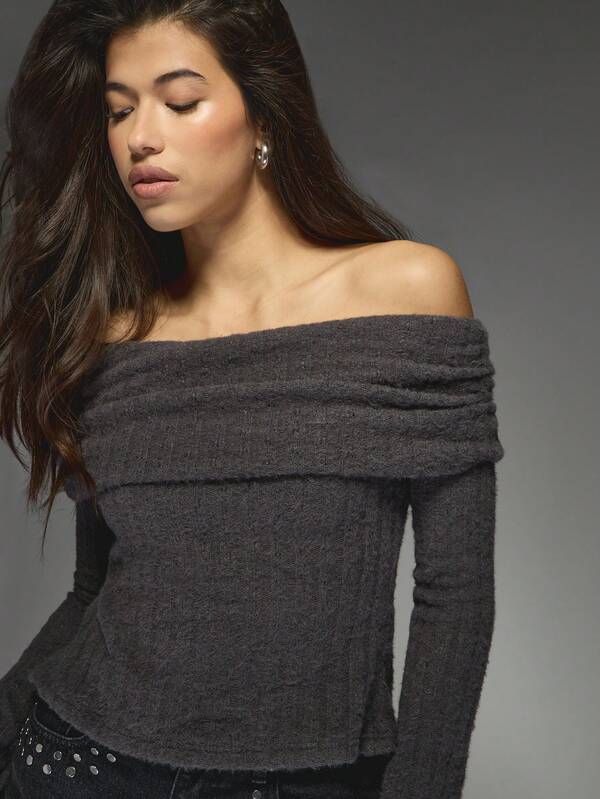 MISSGUIDED Off Shoulder Ribbed Knit Top With Cross Back
