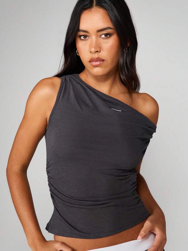 MISSGUIDED Off Shoulder Ruched Fitted Top With Draping
