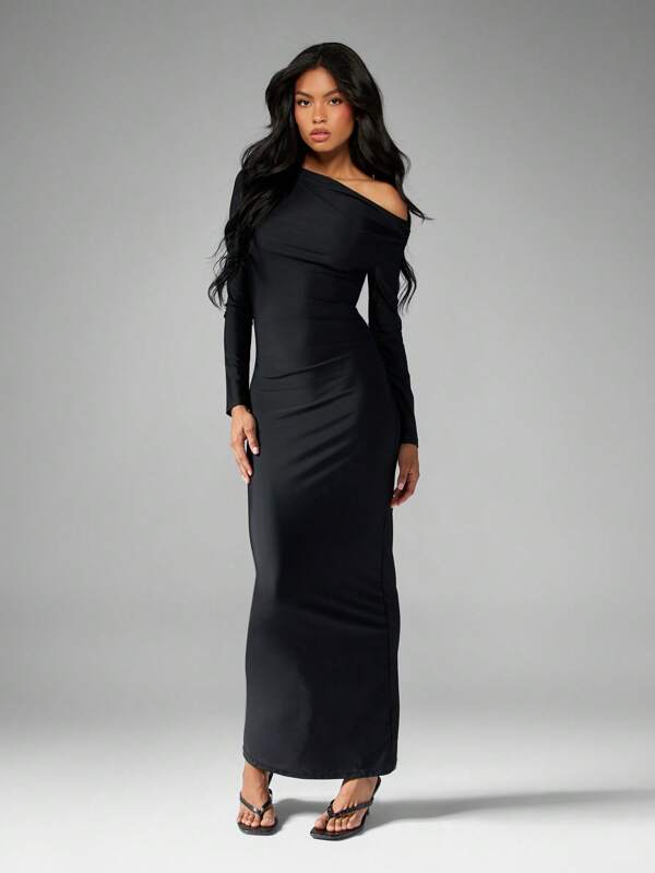 MISSGUIDED Off Shoulder Ruched Maxi Dress With Long Sleeves