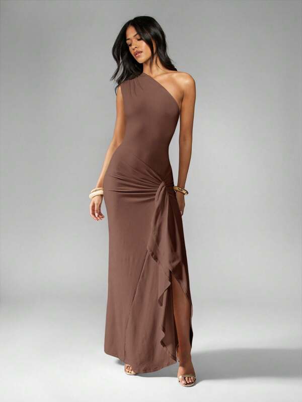 MISSGUIDED One Shoulder Draped Ruched Side Split Formal Maxi Dress