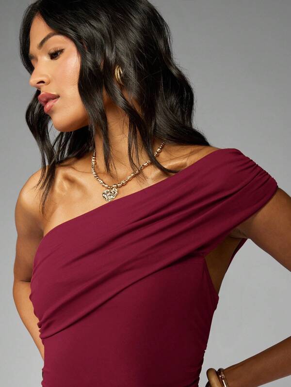 MISSGUIDED One Shoulder Ruched Maxi Dress With Side Slit