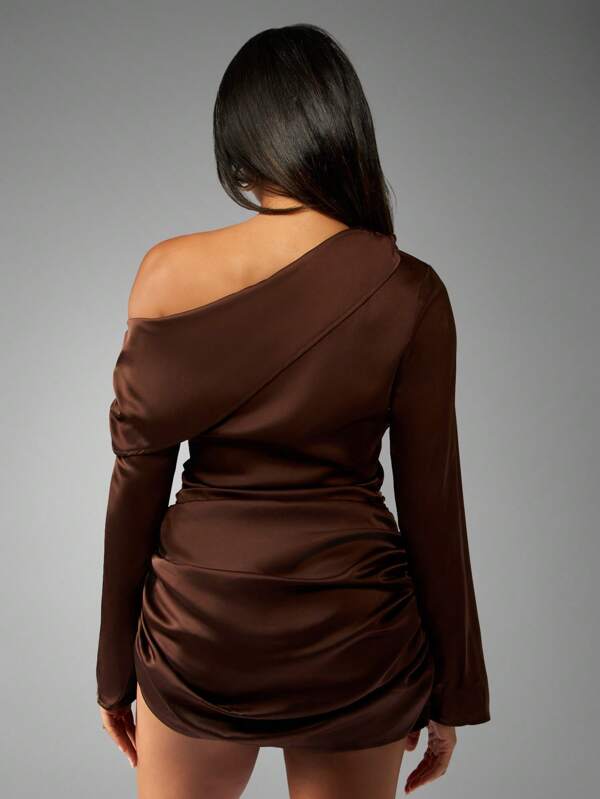 MISSGUIDED One Shoulder Satin Mini Dress With Ruched Detail