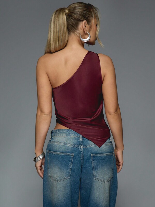 MISSGUIDED One Shoulder Satin Top With Twisted Knot Design
