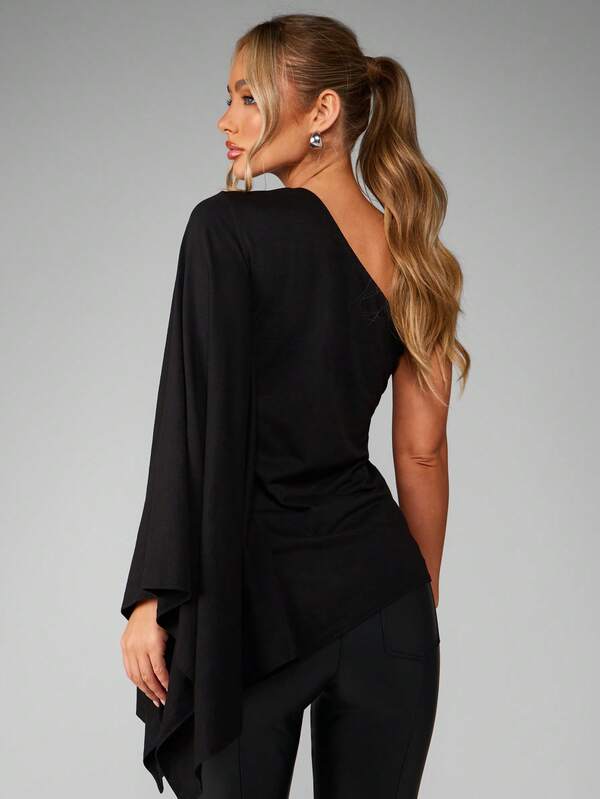 MISSGUIDED One Shoulder Top With Dramatic Bell Sleeve