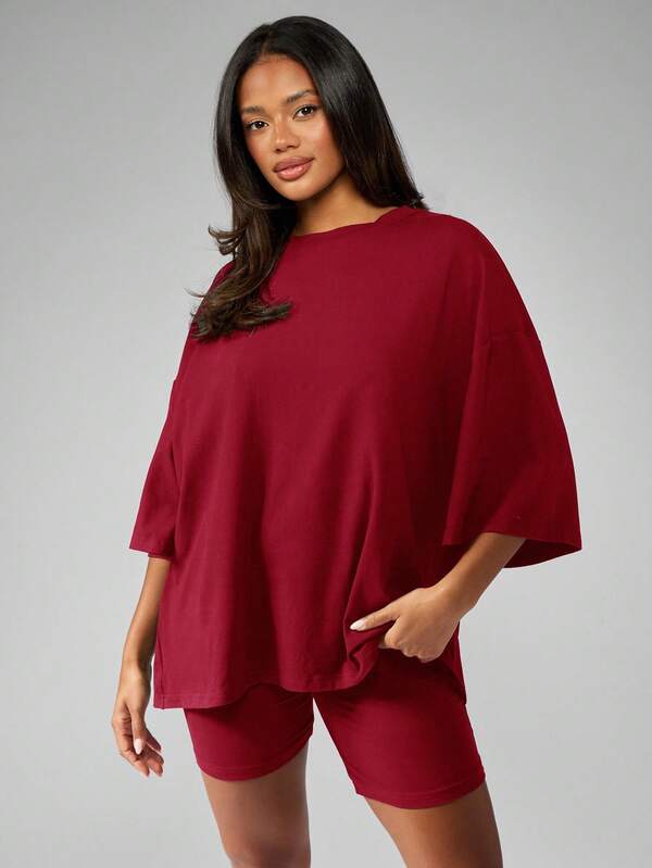 MISSGUIDED Oversized Batwing T Shirt With Fitted Biker Shorts