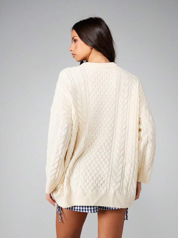 MISSGUIDED Oversized Cable Knit Sweater With Chunky Pattern