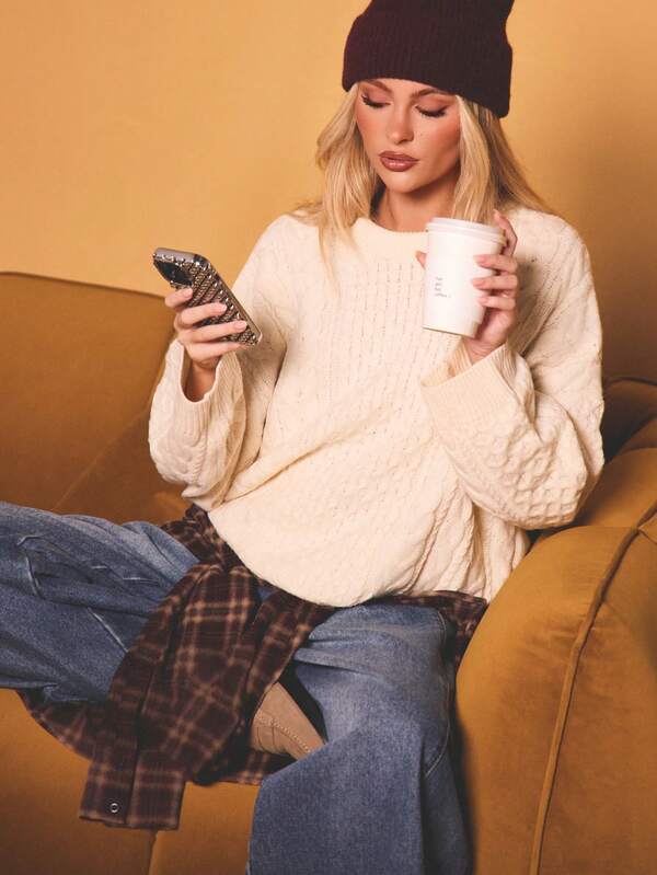 MISSGUIDED Oversized Cable Knit Sweater With Chunky Pattern