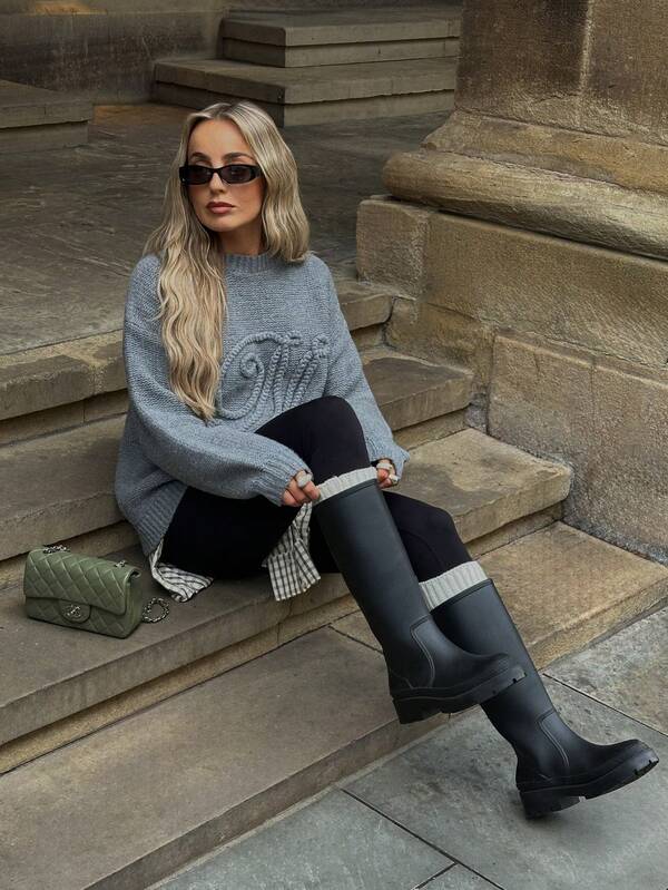 MISSGUIDED Oversized Cable Knit Sweater With Embroidery Detail