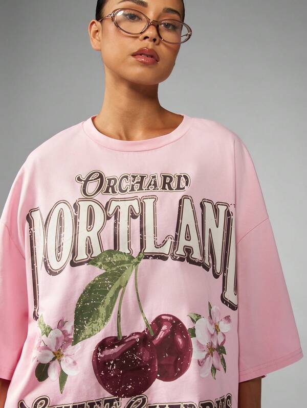 MISSGUIDED Oversized Cherry Print T Shirt With Lace Trim