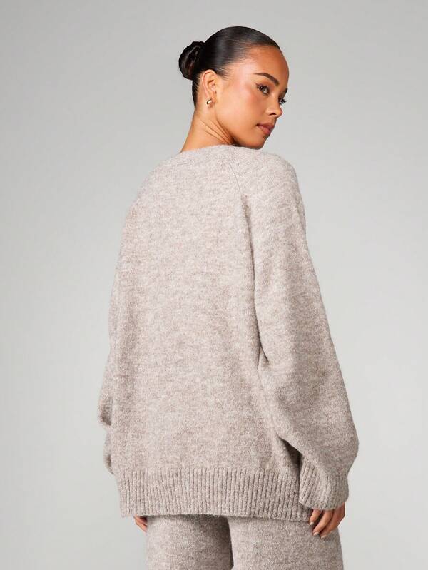 MISSGUIDED Oversized Chunky Knit Sweater With Embroidery