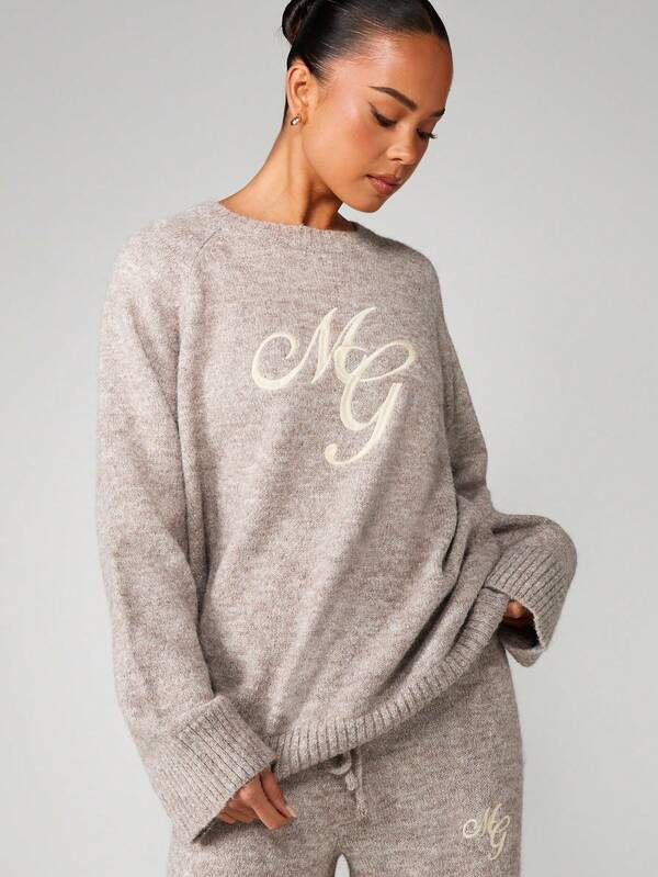 MISSGUIDED Oversized Chunky Knit Sweater With Embroidery