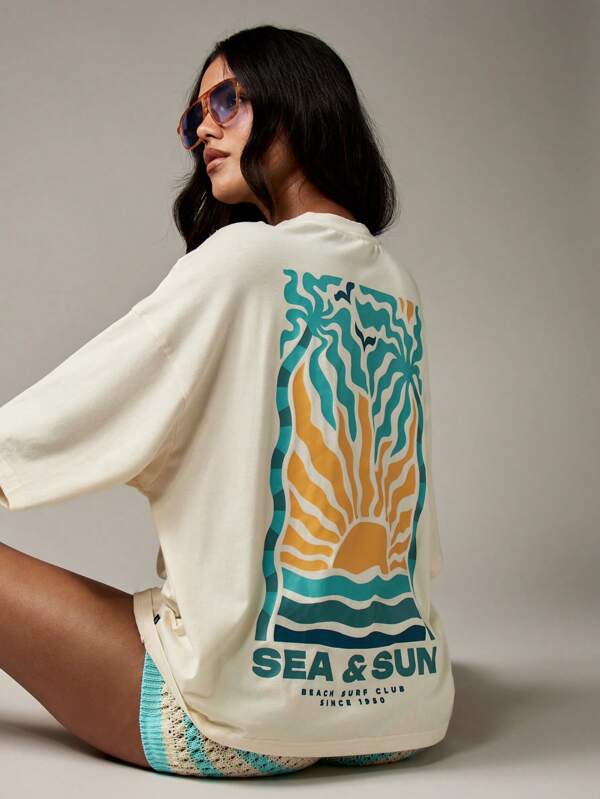 MISSGUIDED Oversized Cotton Tee With Sea And Sun Graphic Design