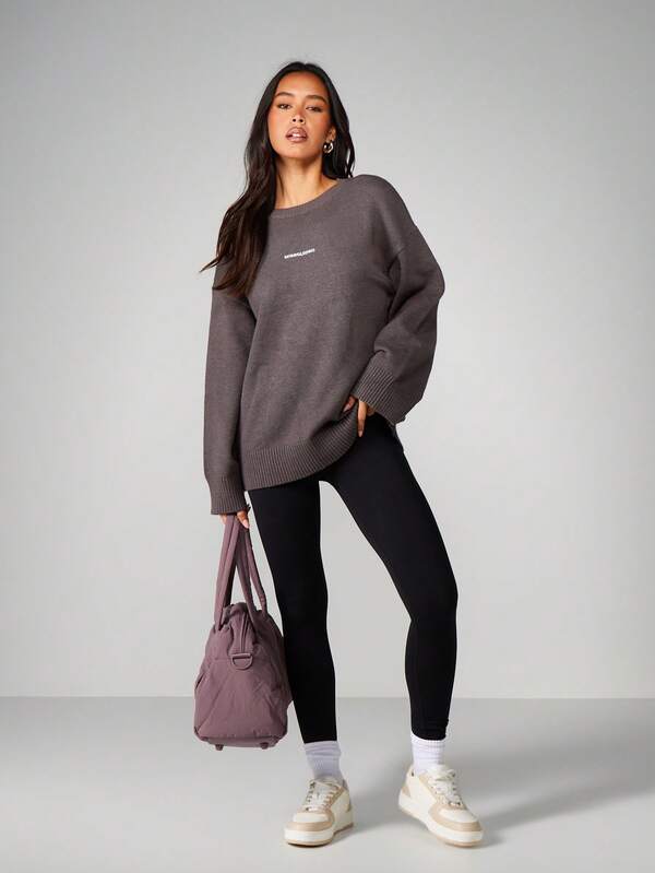 MISSGUIDED Oversized Crew Neck Knit Sweater With Embroidery