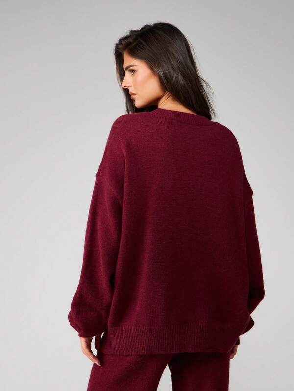 MISSGUIDED Oversized Crew Neck Knit Sweater With Logo Print
