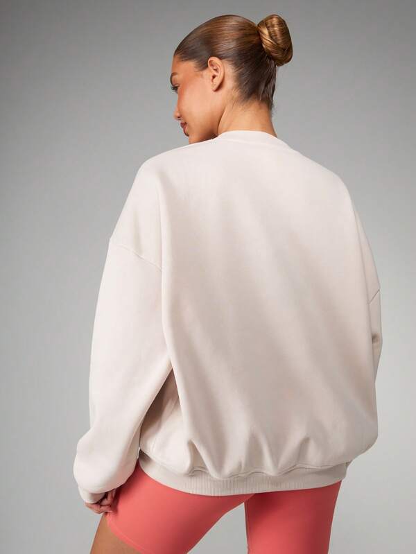 MISSGUIDED Oversized Crew Neck Sweatshirt With Brand Print
