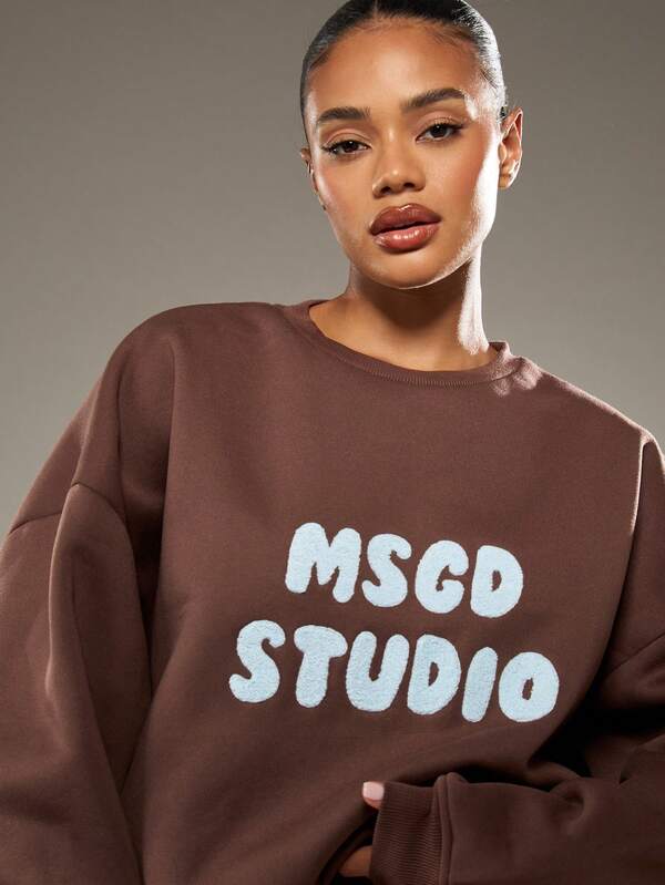 MISSGUIDED Oversized Crew Neck Sweatshirt With Print