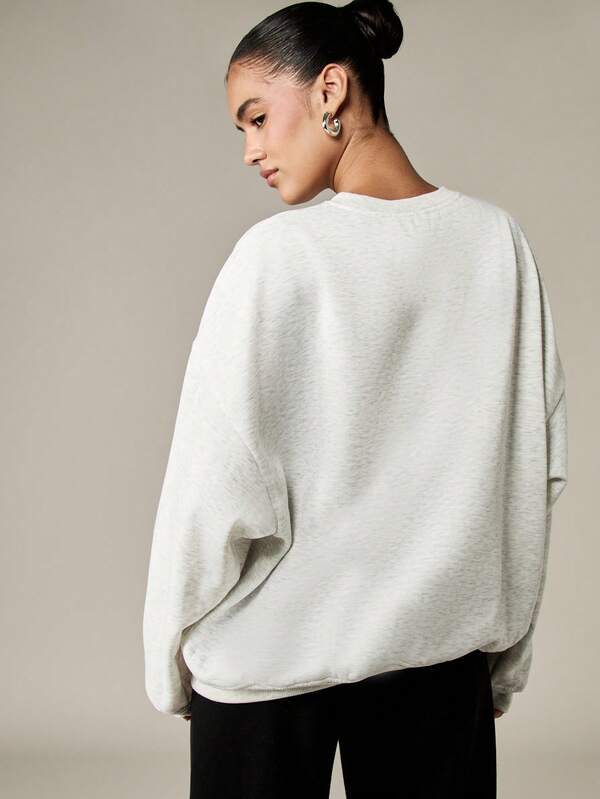 MISSGUIDED Oversized Crew Neck Sweatshirt With Statement Print