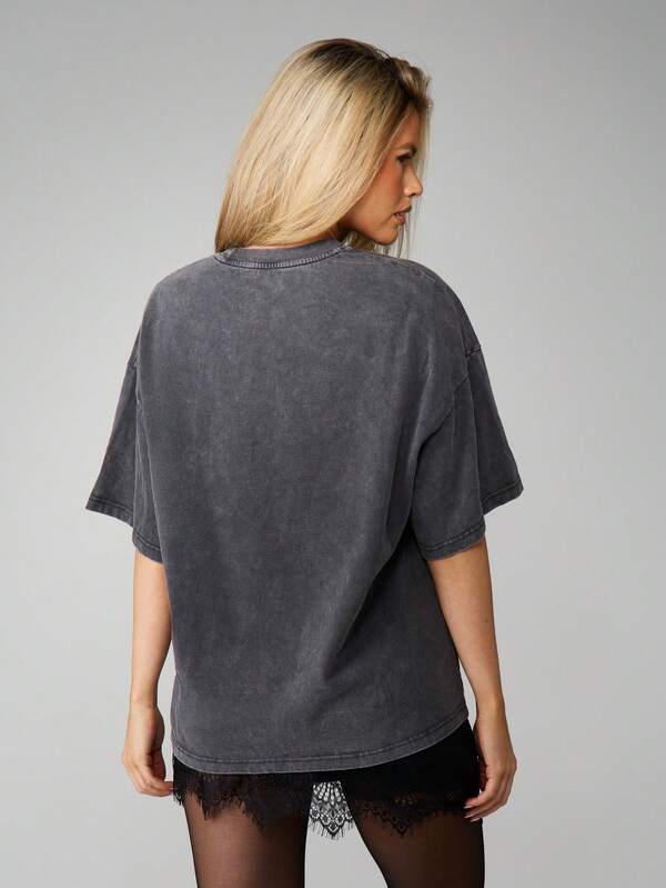 MISSGUIDED Oversized Graphic Print Crew Neck Tee