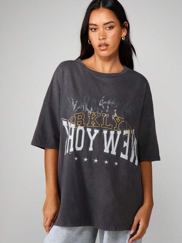 MISSGUIDED Oversized Graphic T Shirt With Brooklyn Print